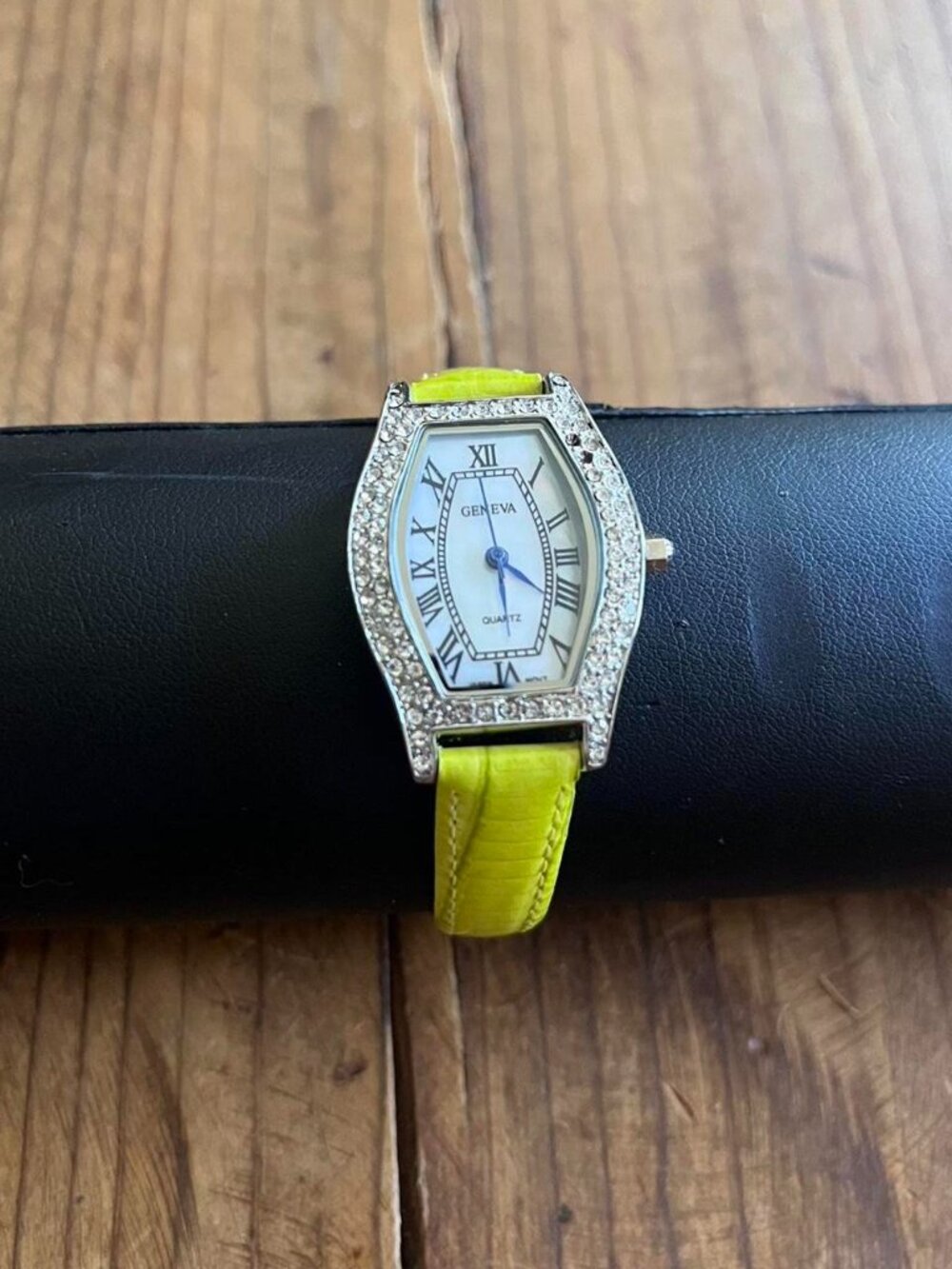Y2K Women's Silver and Lime Green‎ Watch